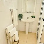 Sunshine Palace Madeira - Live Your Sunniest Dream! アパート