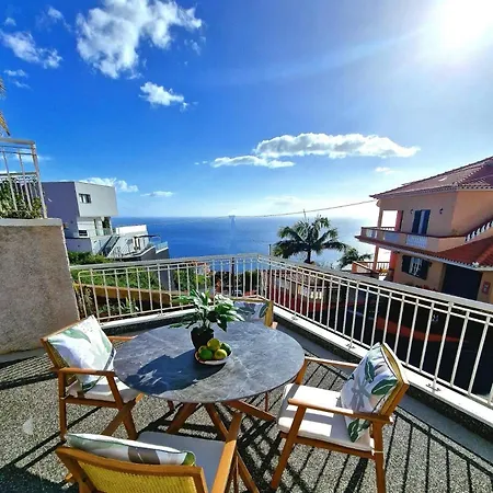 Sunshine Palace Madeira - Live Your Sunniest Dream! Ponta do Sol (Madeira)