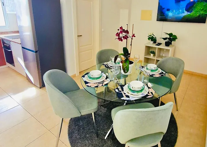 Sunshine Palace Madeira - Live Your Sunniest Dream! ポンタ・ド・ソル