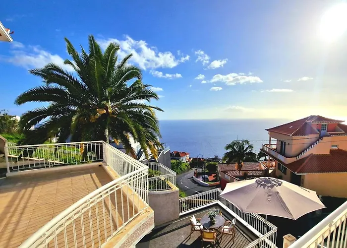 Sunshine Palace Madeira - Live Your Sunniest Dream!